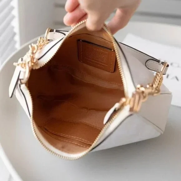 Coach Teri Shoulder Bag In Signature Canvas - Picture 6 of 6